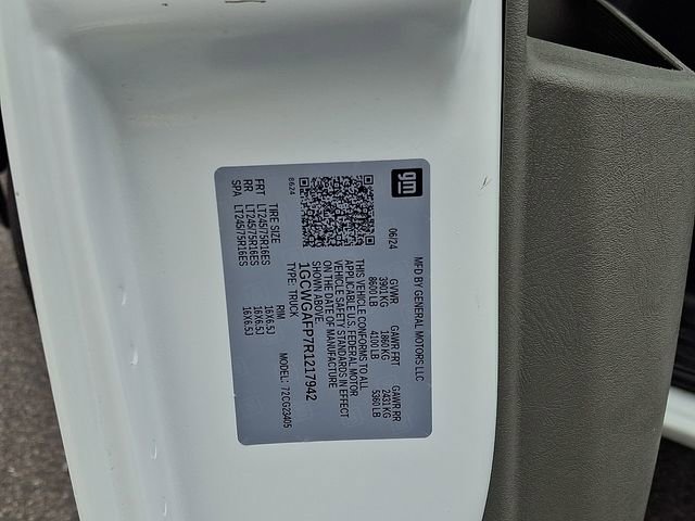 Certified 2024 Chevrolet Express 2500 w/ Driver Convenience Package image 25
