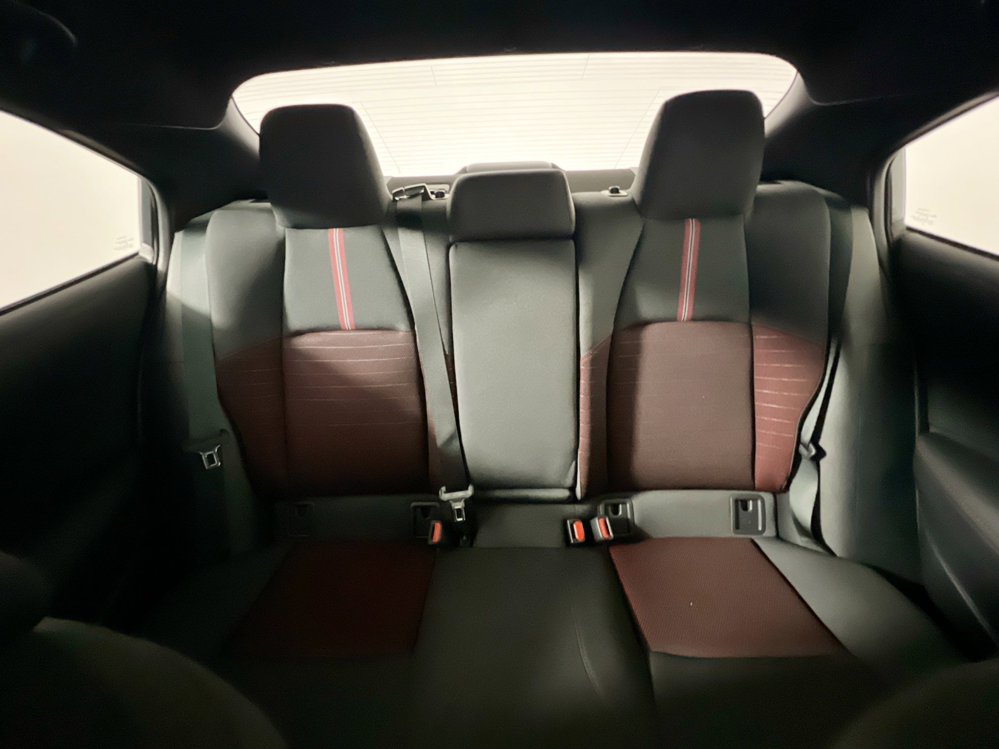 Used 2025 Toyota Corolla SE image 33