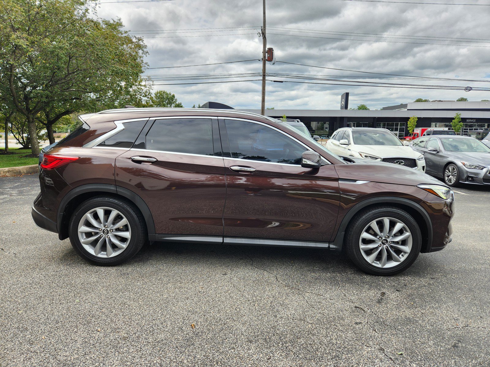 Certified 2020 INFINITI QX50 Luxe w/ Navigation Package AWD/4WD image 6