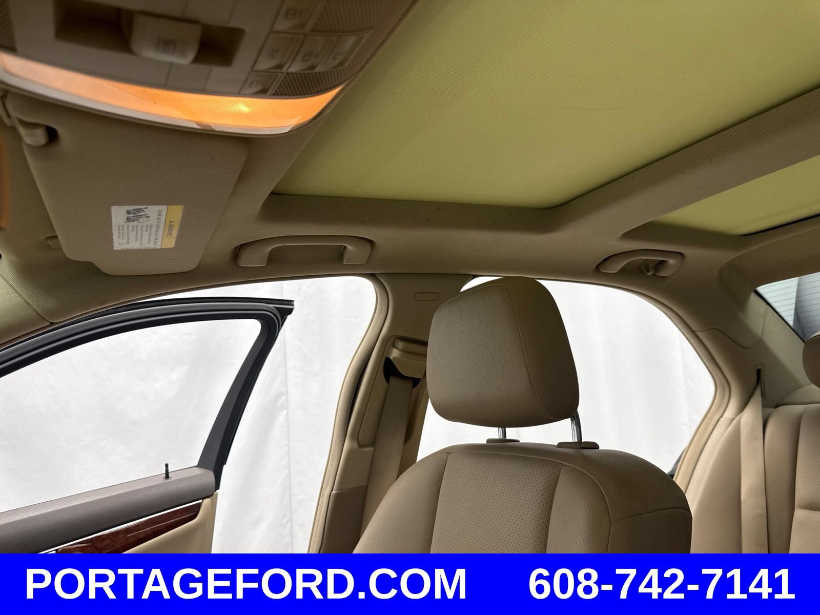 Used 2011 Mercedes-Benz C 300 4MATIC Sedan image 19