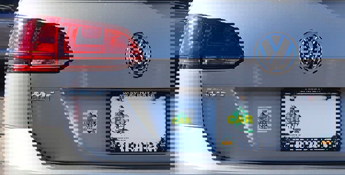 Used 2015 Volkswagen Golf SEL w/ Lighting Package (SEL) image 19