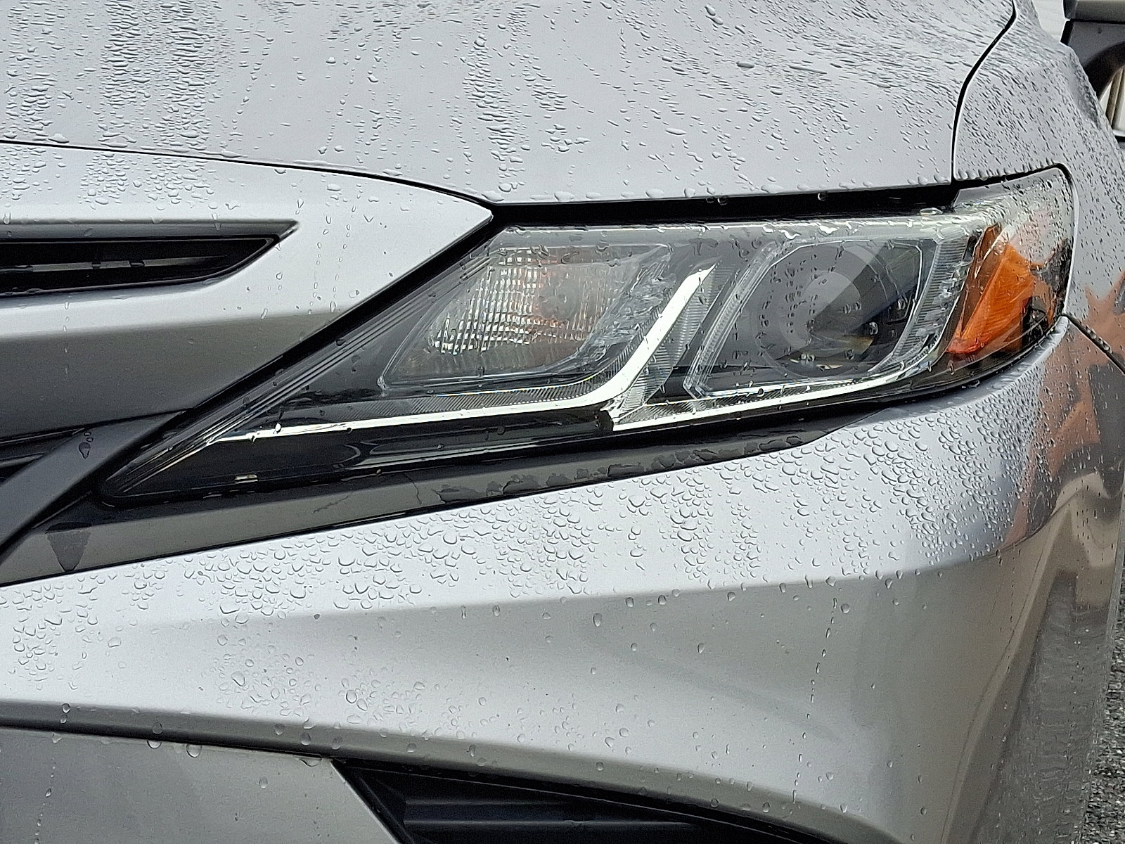 Used 2019 Toyota Camry SE image 10