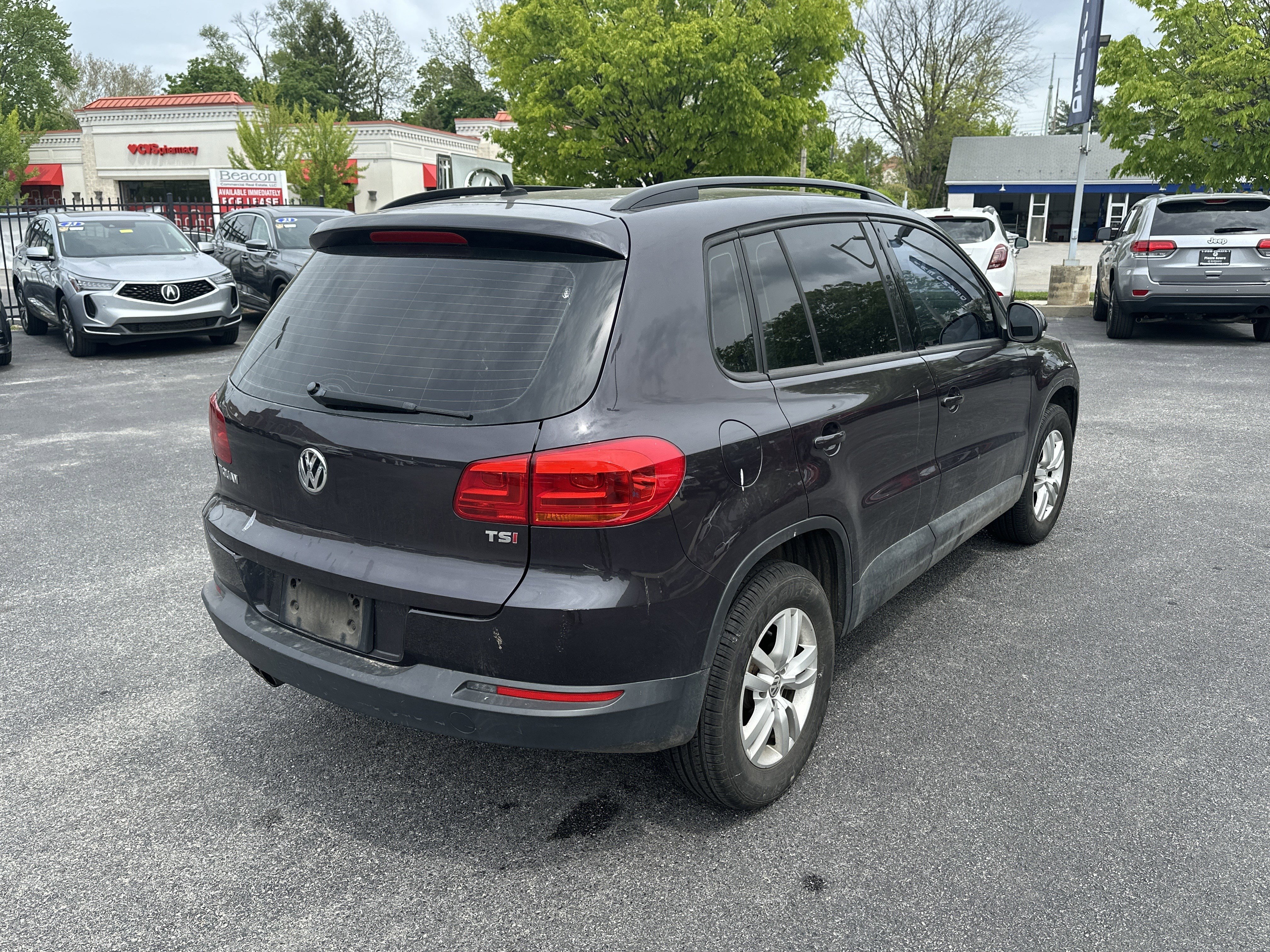 Used 2016 Volkswagen Tiguan S FWD image 7