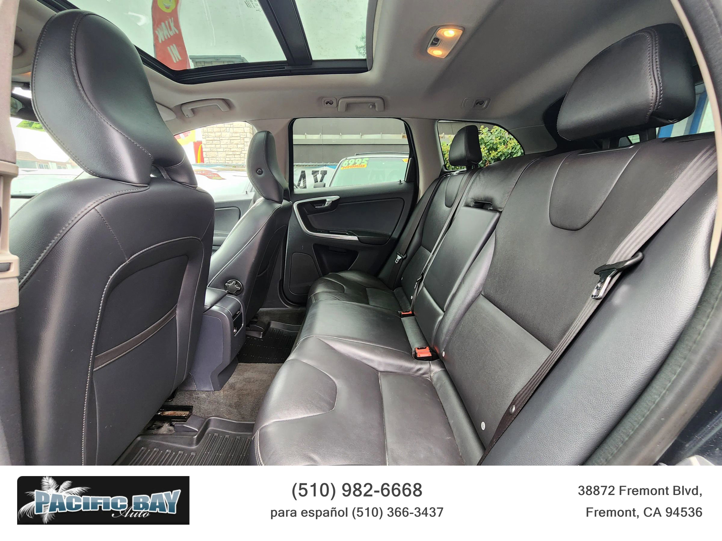 Used 2015 Volvo XC60 T5 Premier image 16