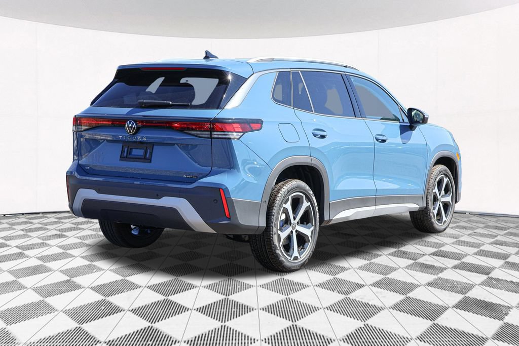 New 2026 Volkswagen Tiguan SE AWD/4WD image 16