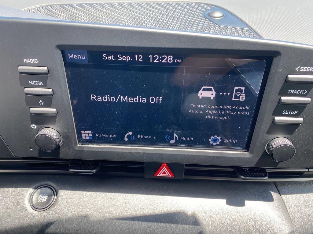 Certified 2025 Hyundai Elantra Sport FWD image 34