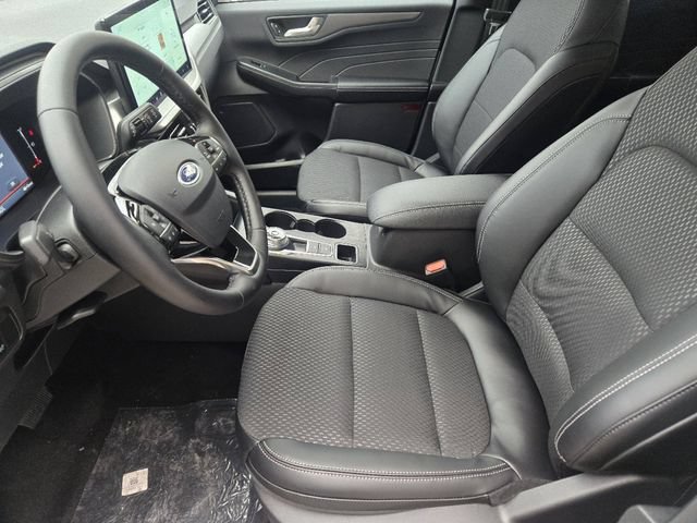 New 2025 Ford Escape SE FWD image 9