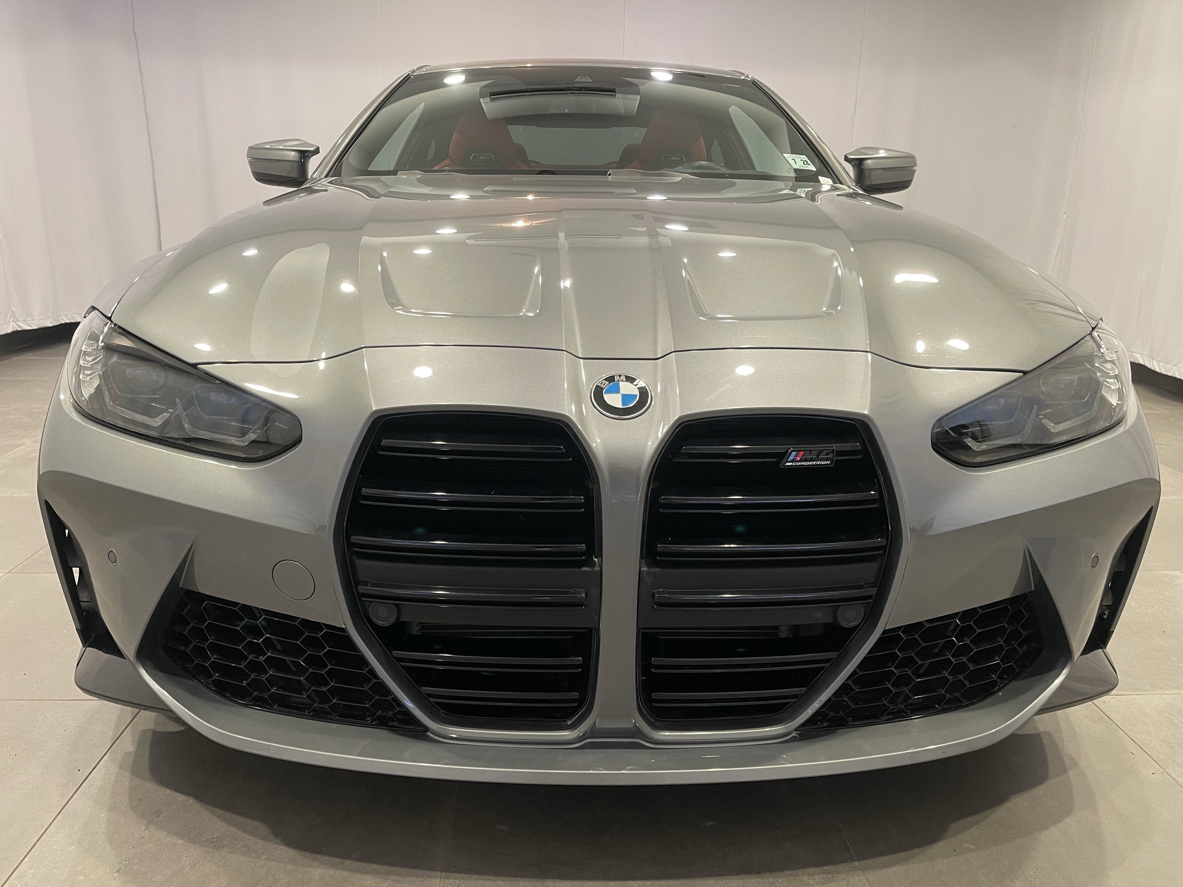 Used 2024 BMW M4 Competition w/ Executive Package image 2