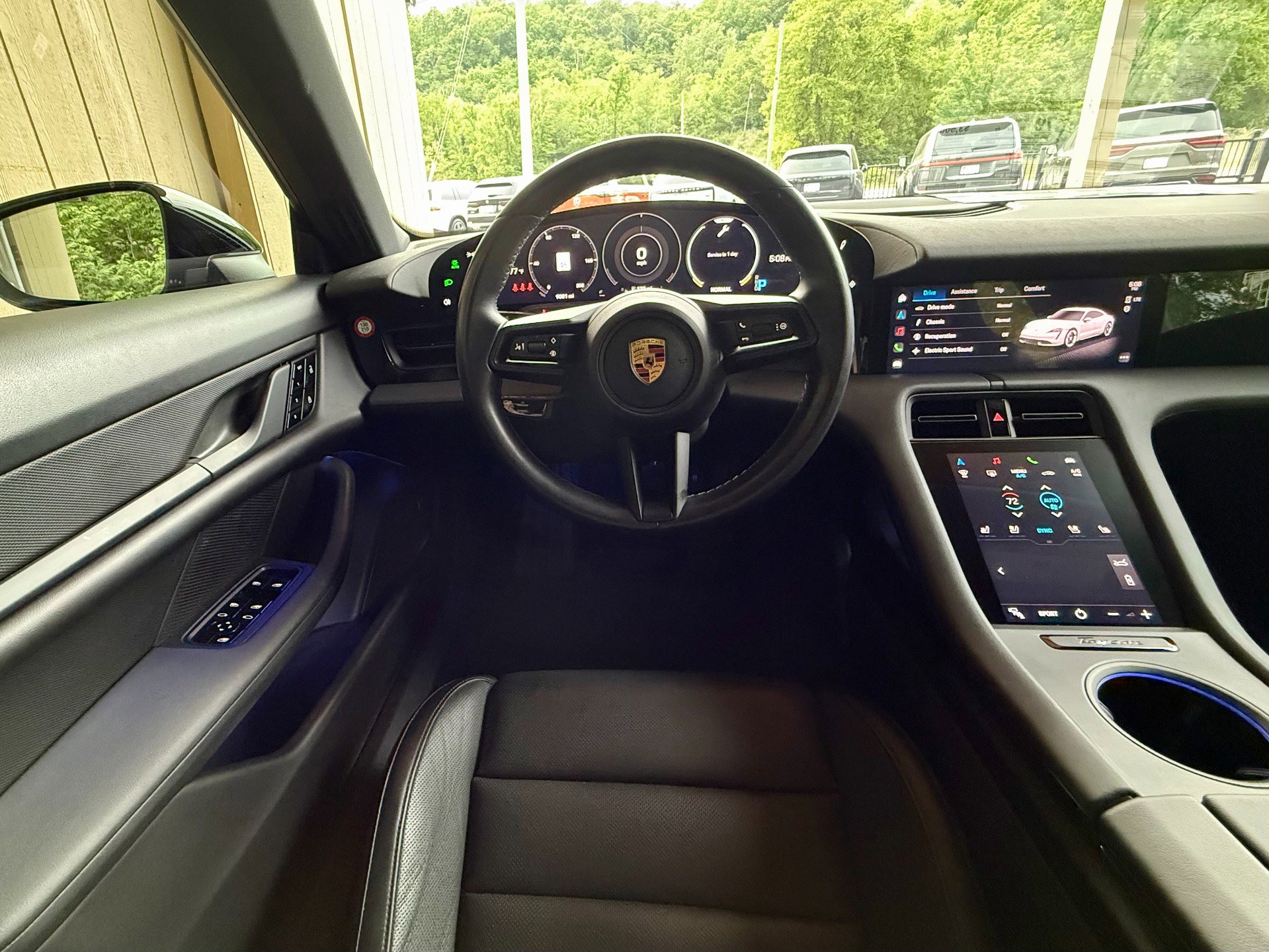 Used 2021 Porsche Taycan RWD image 31