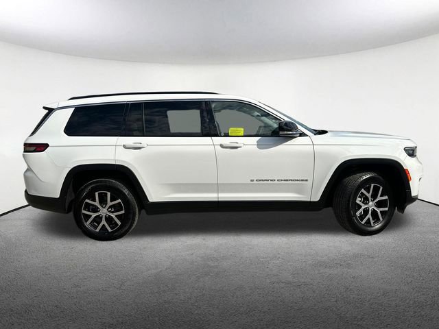 Used 2024 Jeep Grand Cherokee L Limited AWD/4WD image 18