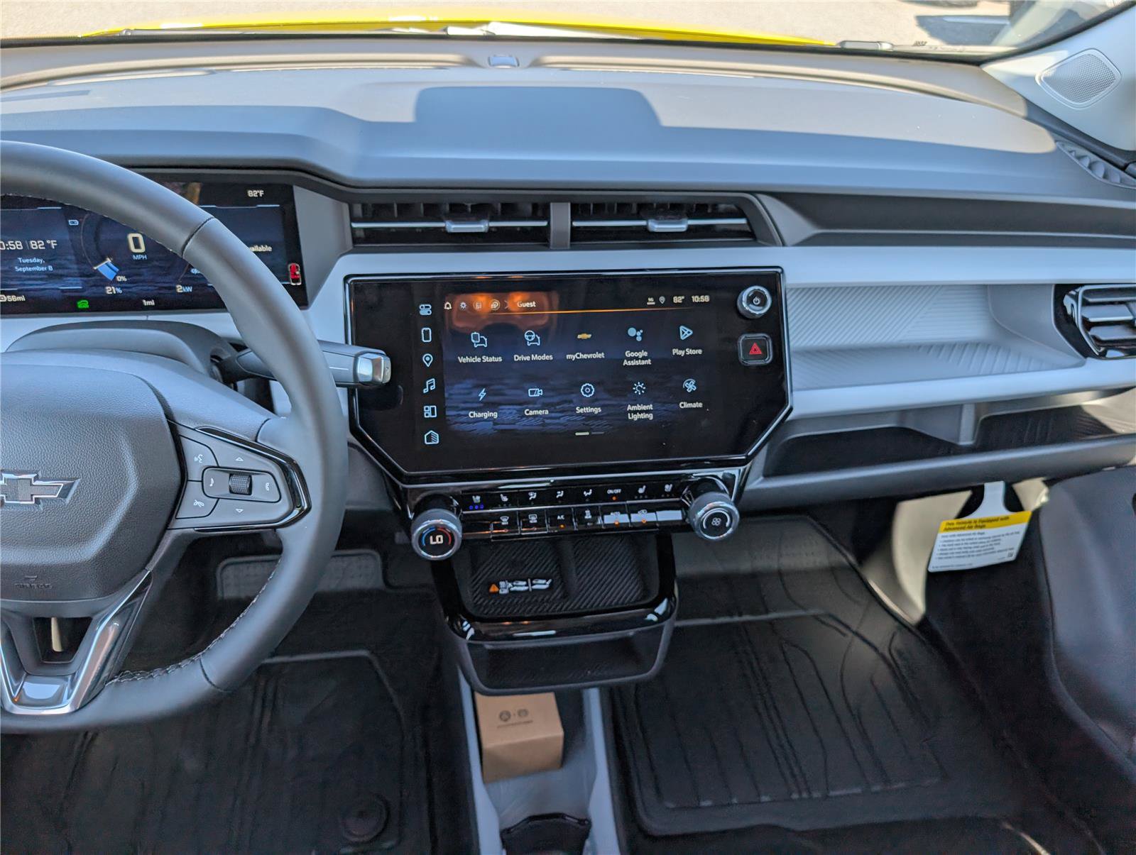 New 2027 Chevrolet Bolt RS w/ Technology Package FWD image 14