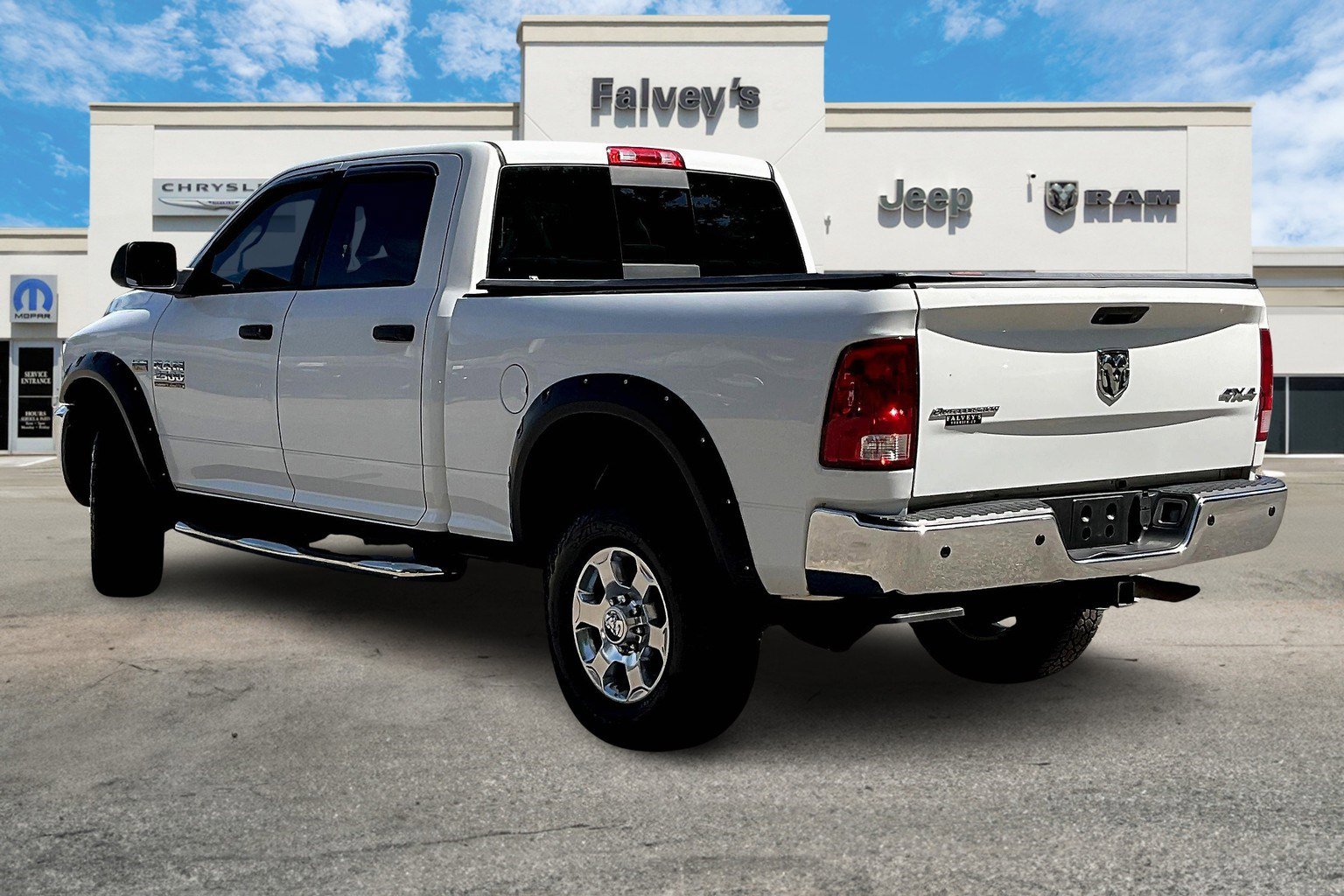 Used 2016 RAM 2500 Outdoorsman image 12