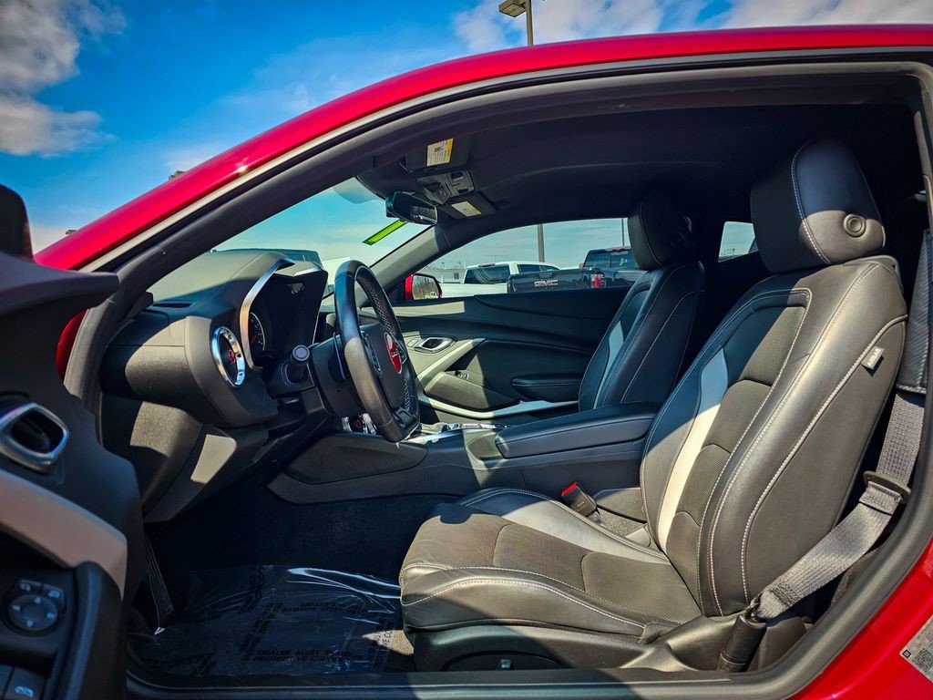 Certified 2021 Chevrolet Camaro LT w/ RS Package image 18