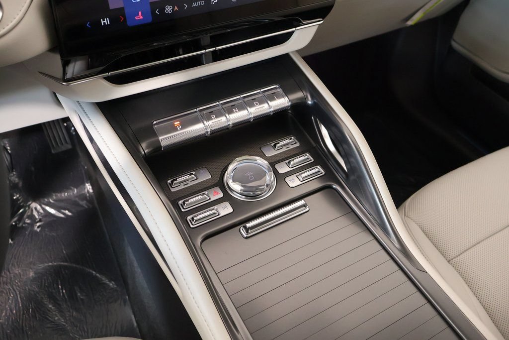 New 2026 Lincoln Nautilus Premier w/ Equipment Group 102A AWD/4WD image 8