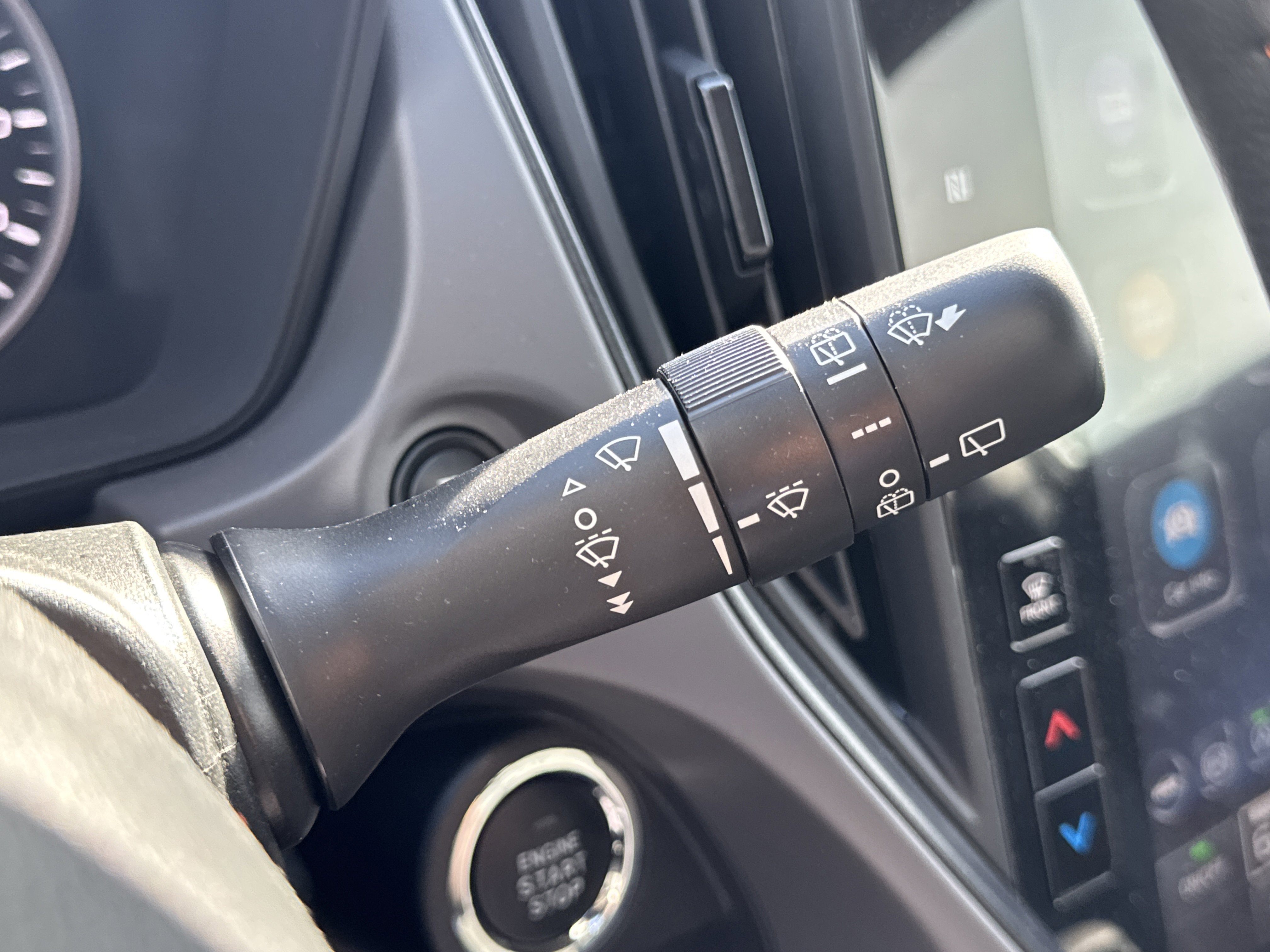 Certified 2025 Subaru Crosstrek 2.5i Limited w/ Crosstrek Mirror Package image 17