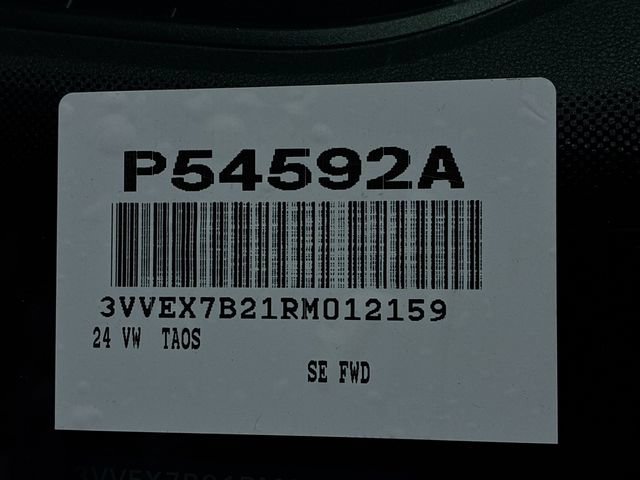 Used 2024 Volkswagen Taos SE w/ Panoramic Sunroof Package FWD image 32