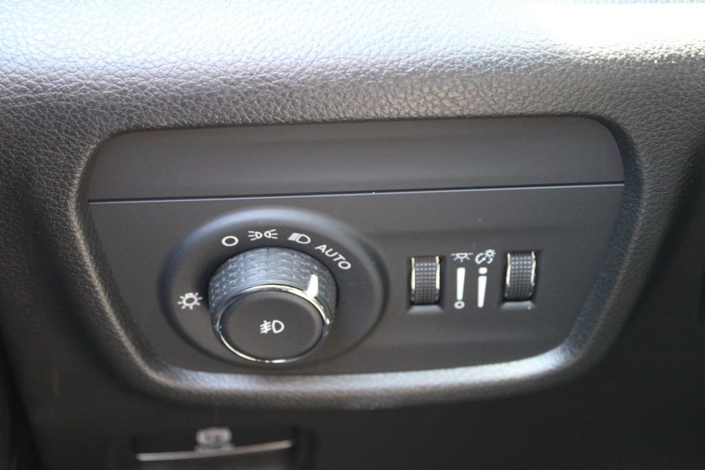 Used 2021 Jeep Grand Cherokee L Overland AWD/4WD image 32