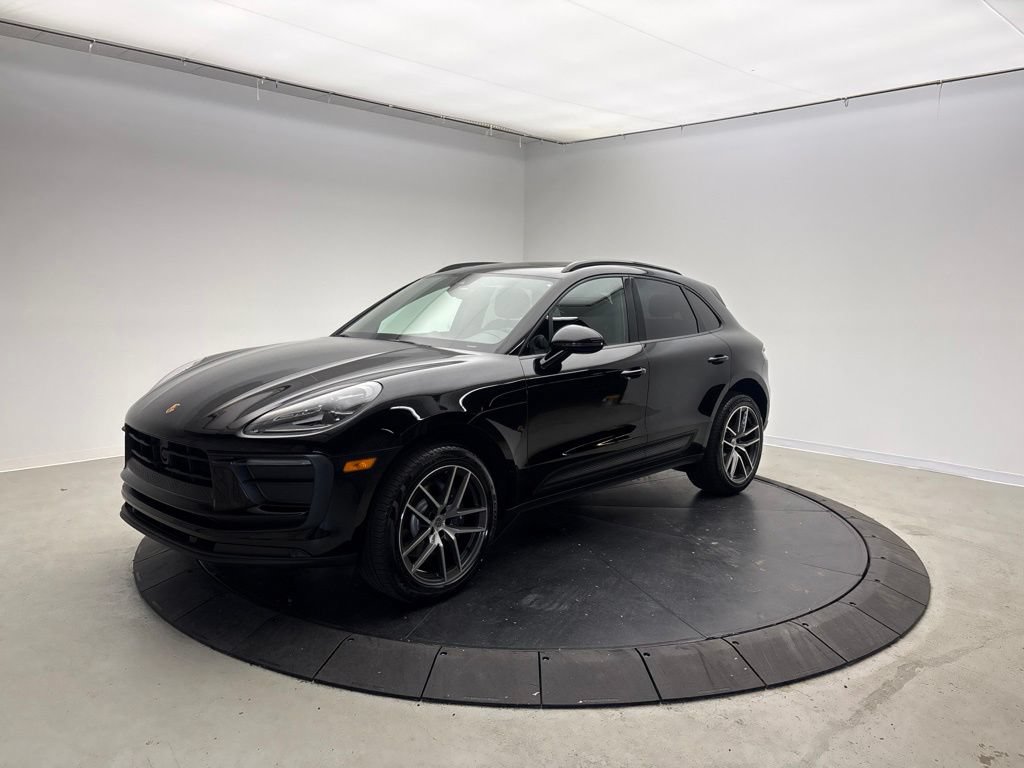 New 2026 Porsche Macan AWD/4WD image 1