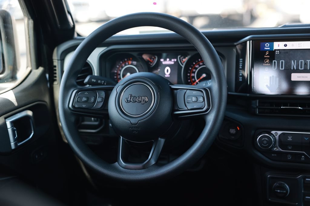 New 2026 Jeep Gladiator Sport AWD/4WD image 23