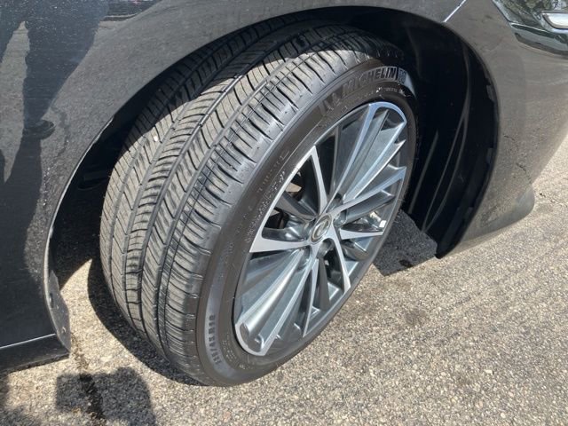 Used 2025 Lexus ES 350 w/ Premium Package image 46