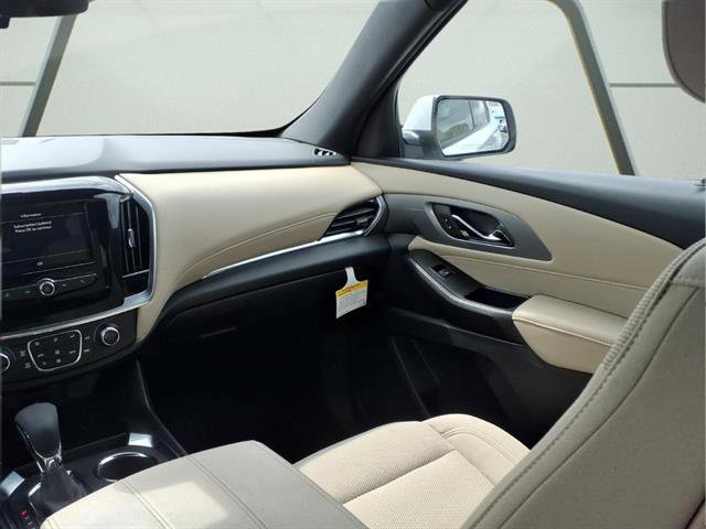 Certified 2023 Chevrolet Traverse LS w/ Midnight/Sport Edition FWD image 12