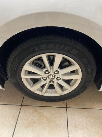 Used 2025 Toyota Camry LE FWD image 25