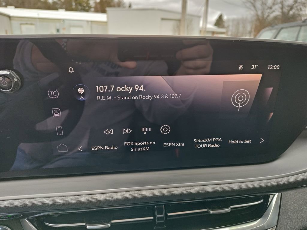 Used 2024 Buick Envista Sport Touring w/ Convenience I Package image 19