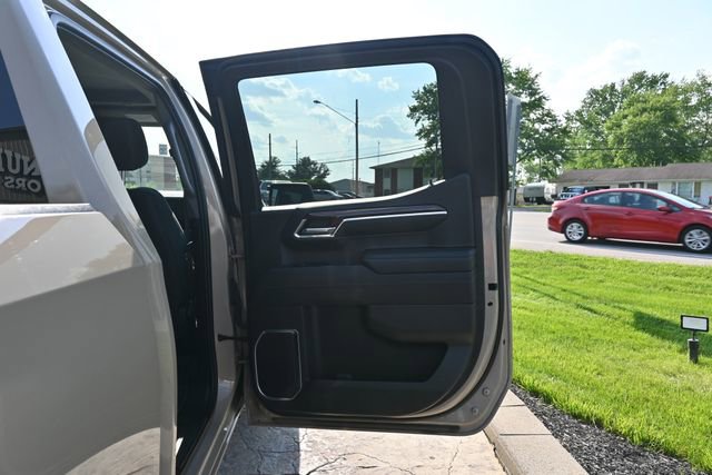 Used 2023 GMC Sierra 1500 Elevation w/ X31 Off-Road Package AWD/4WD image 20