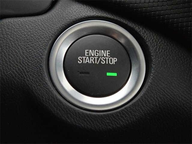 Used 2023 Chevrolet Equinox RS w/ LPO, Floor Liner Package image 15