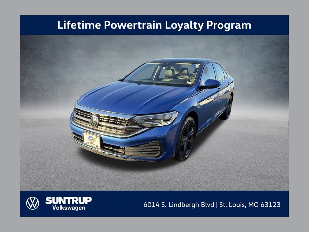 Used 2023 Volkswagen Jetta SE w/ Panoramic Sunroof Package image 1