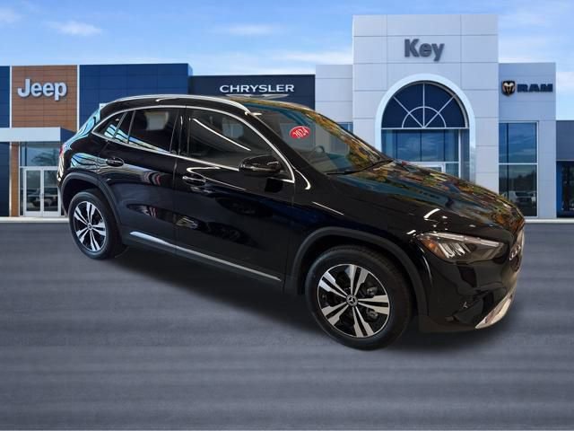 Used 2024 Mercedes-Benz GLA 250 4MATIC image 8