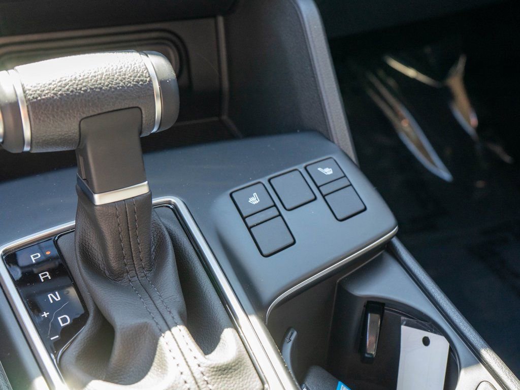 Used 2025 Kia Sportage LX image 25