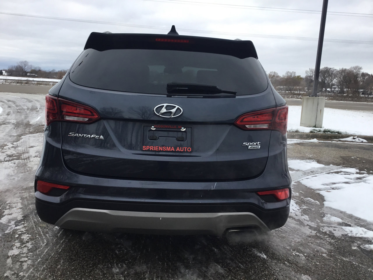 Used 2017 Hyundai Santa Fe Sport image 9