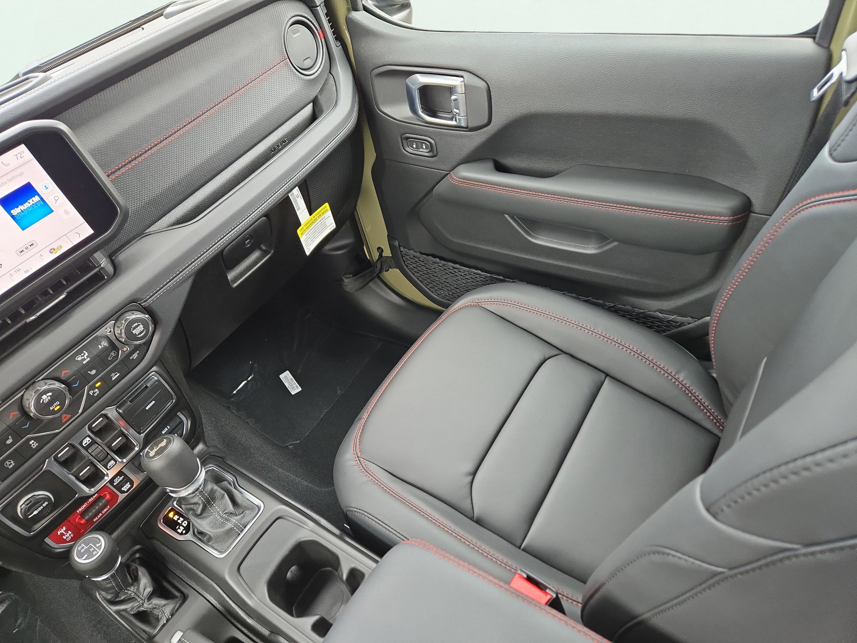 New 2026 Jeep Wrangler Unlimited Rubicon w/ Safety Group image 19