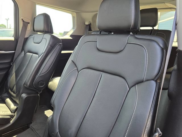 Used 2021 Jeep Grand Cherokee L Limited AWD/4WD image 37