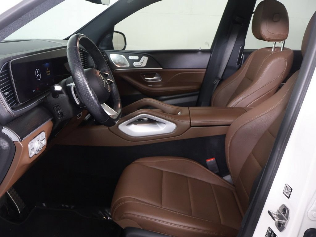 Used 2024 Mercedes-Benz GLS 450 4MATIC w/ AMG Line Exterior image 31