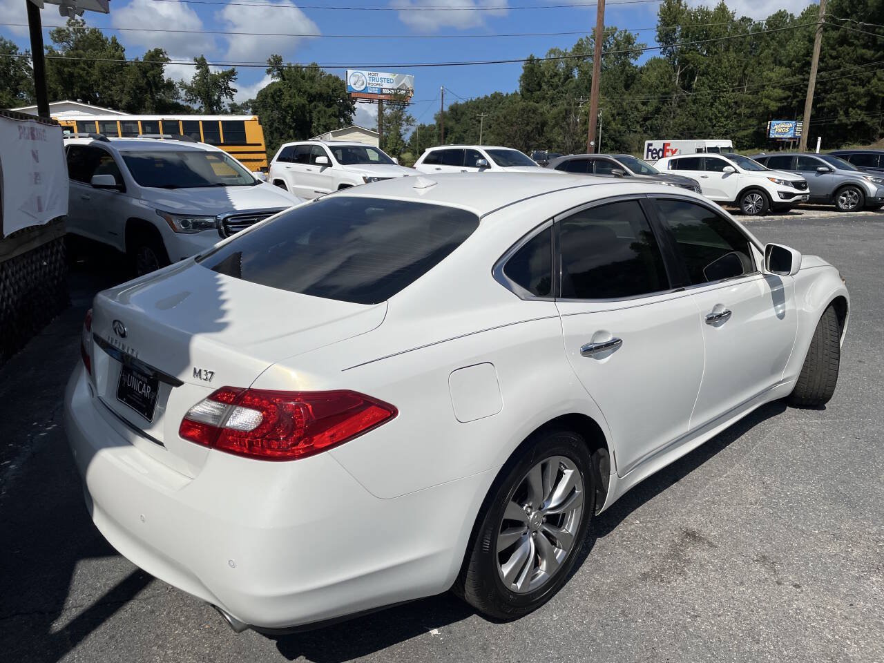 Used 2013 INFINITI M37 w/ Premium Pkg RWD image 6