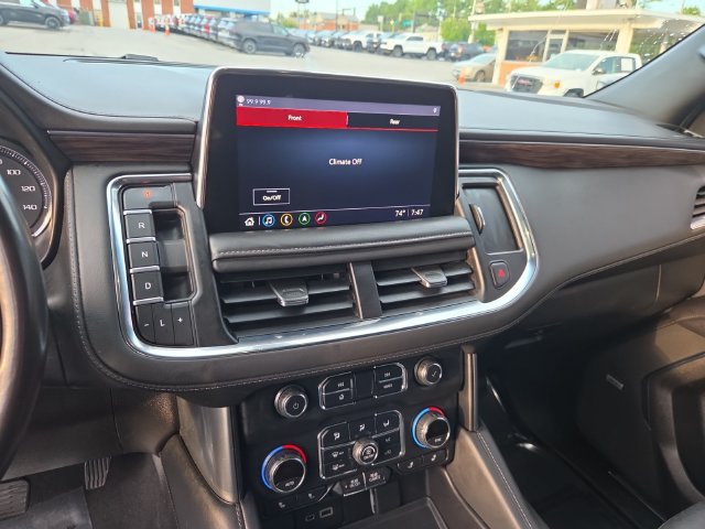 Used 2021 Chevrolet Tahoe Z71 w/ Luxury Package AWD/4WD image 15