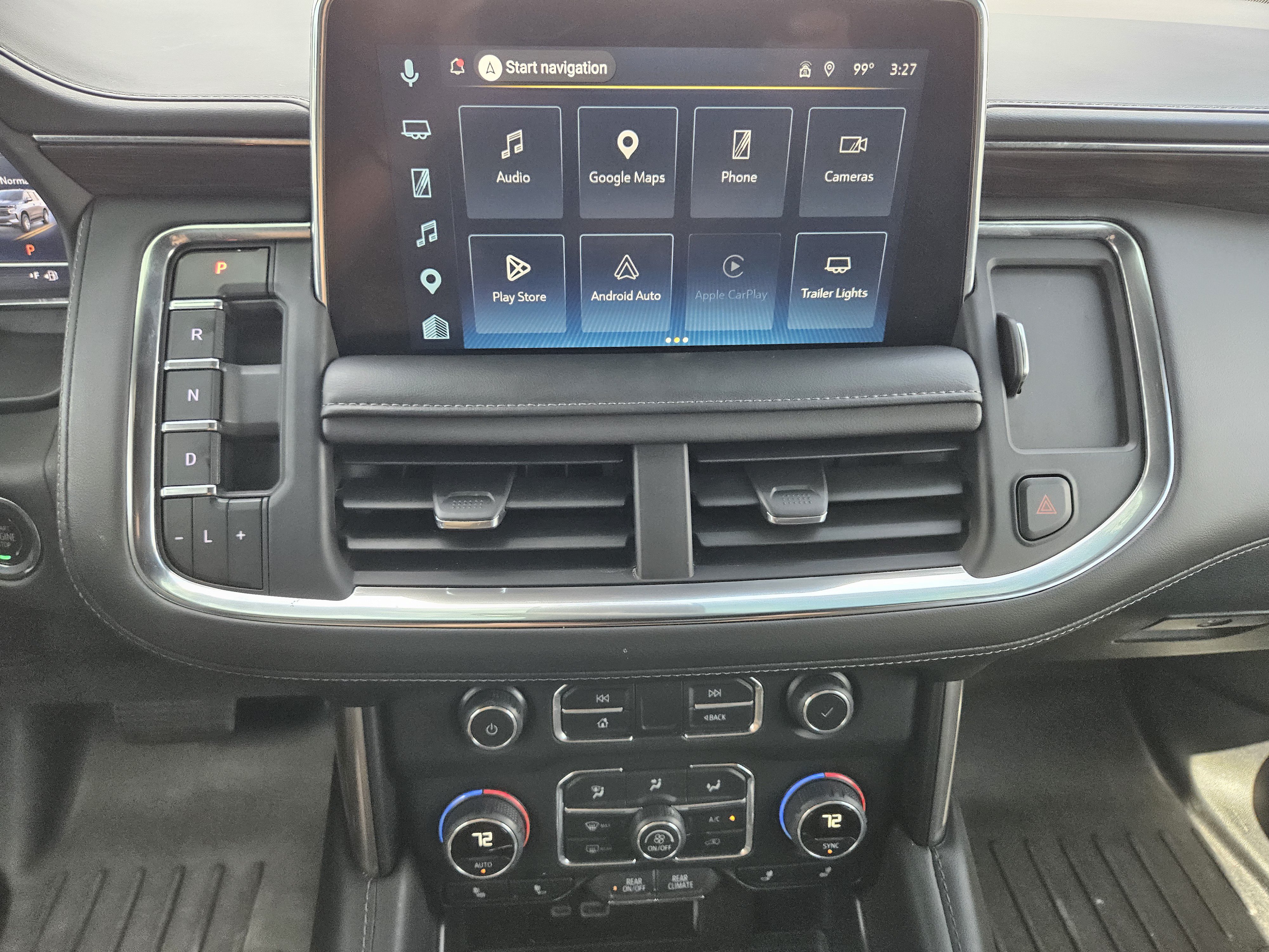 Used 2023 Chevrolet Tahoe Z71 w/ Luxury Package AWD/4WD image 17