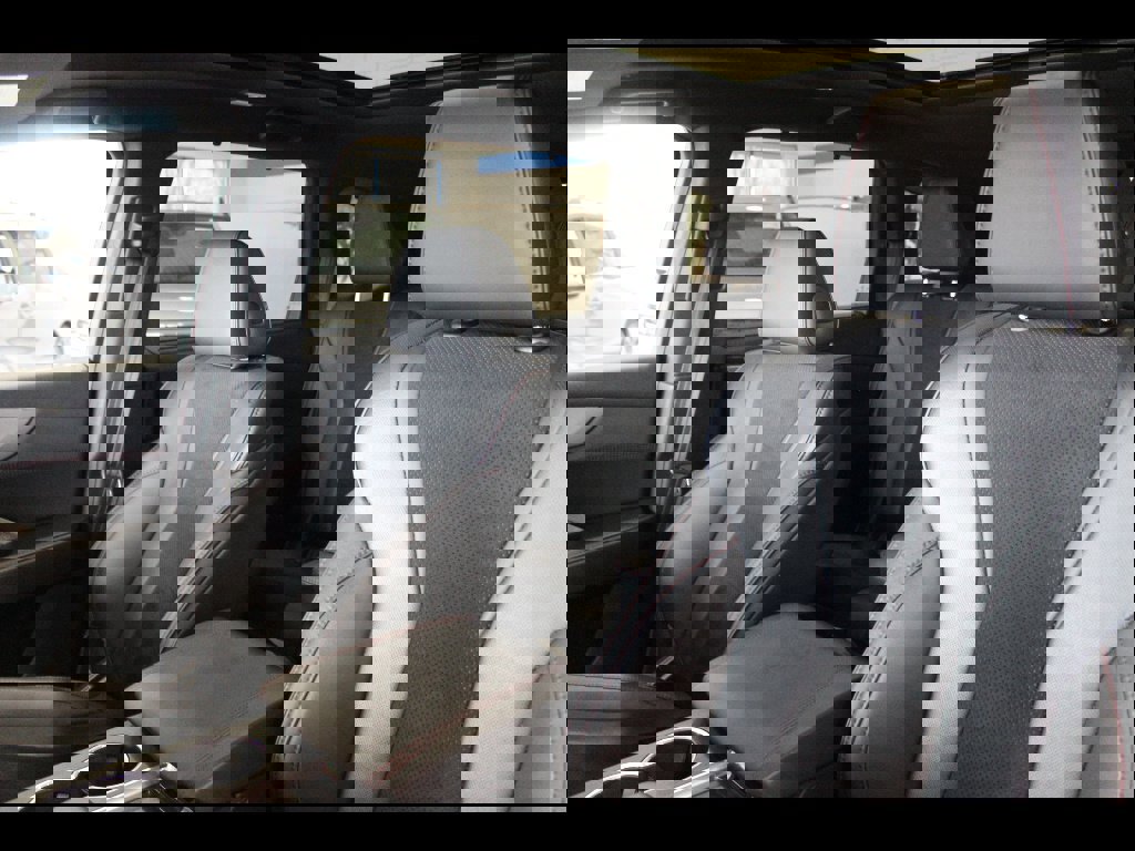 Used 2023 Acura MDX A-Spec image 14