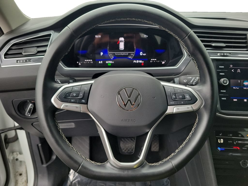 Used 2024 Volkswagen Tiguan SE FWD image 12