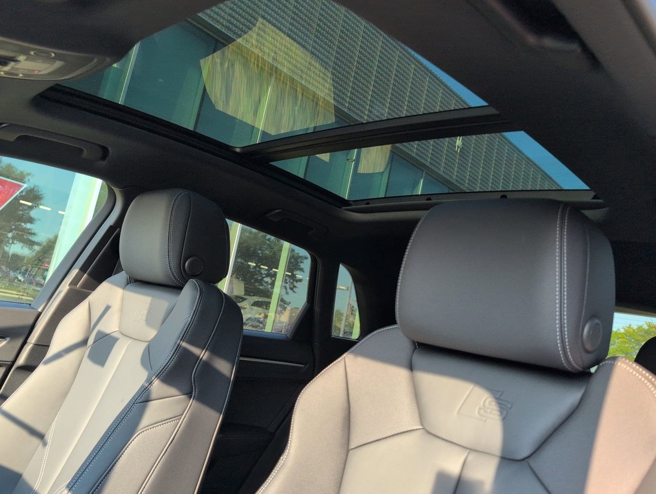 New 2025 Audi Q3 2.0T Premium image 18