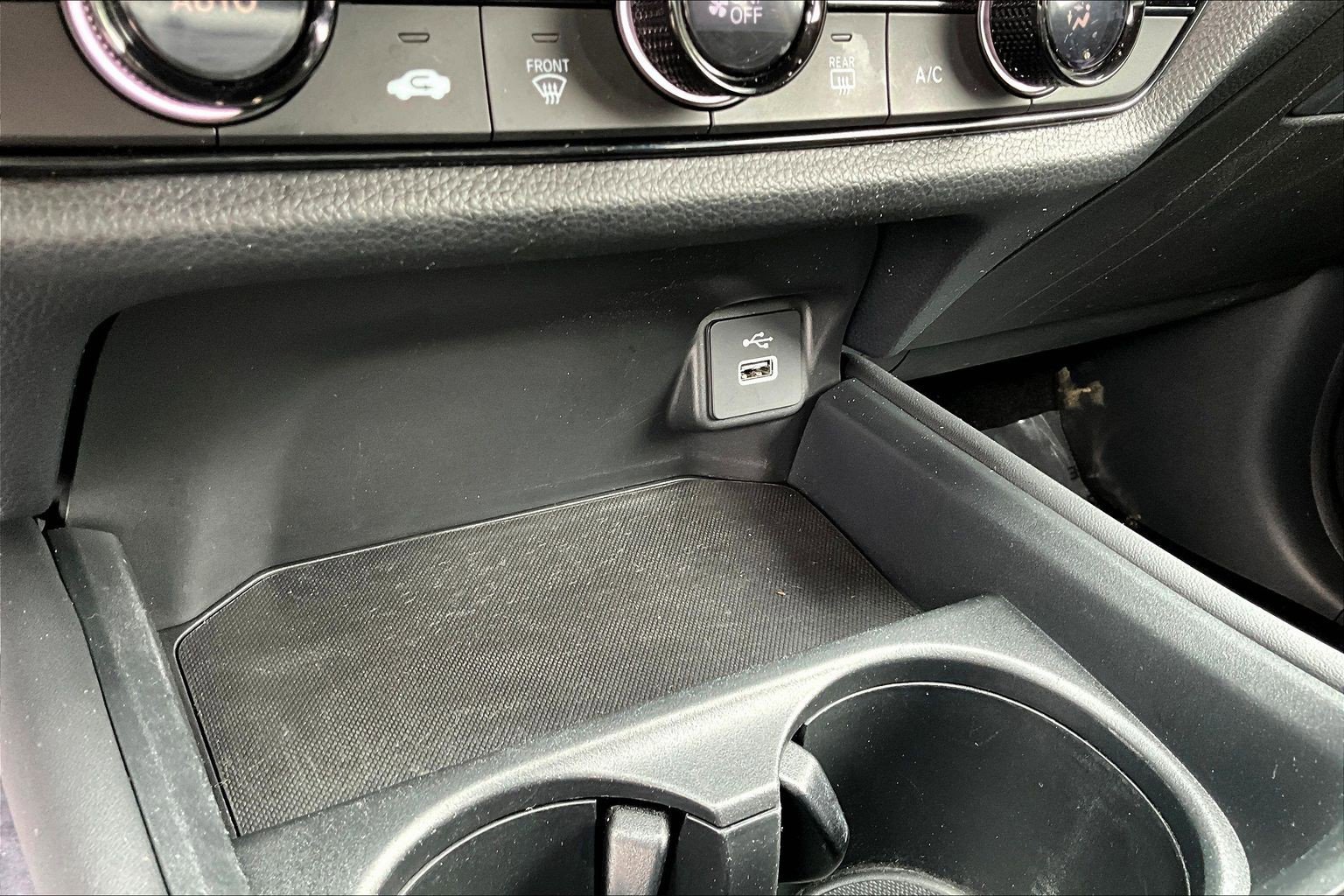 Used 2023 Honda HR-V LX image 17