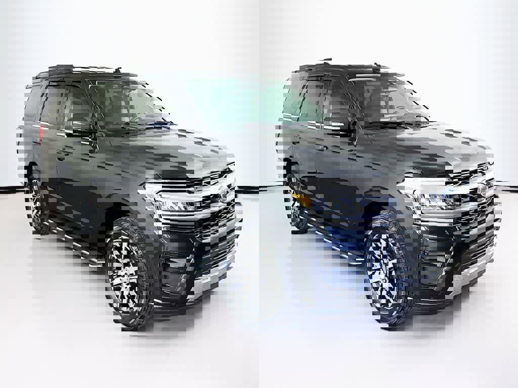Certified 2022 Ford Expedition XLT image 24