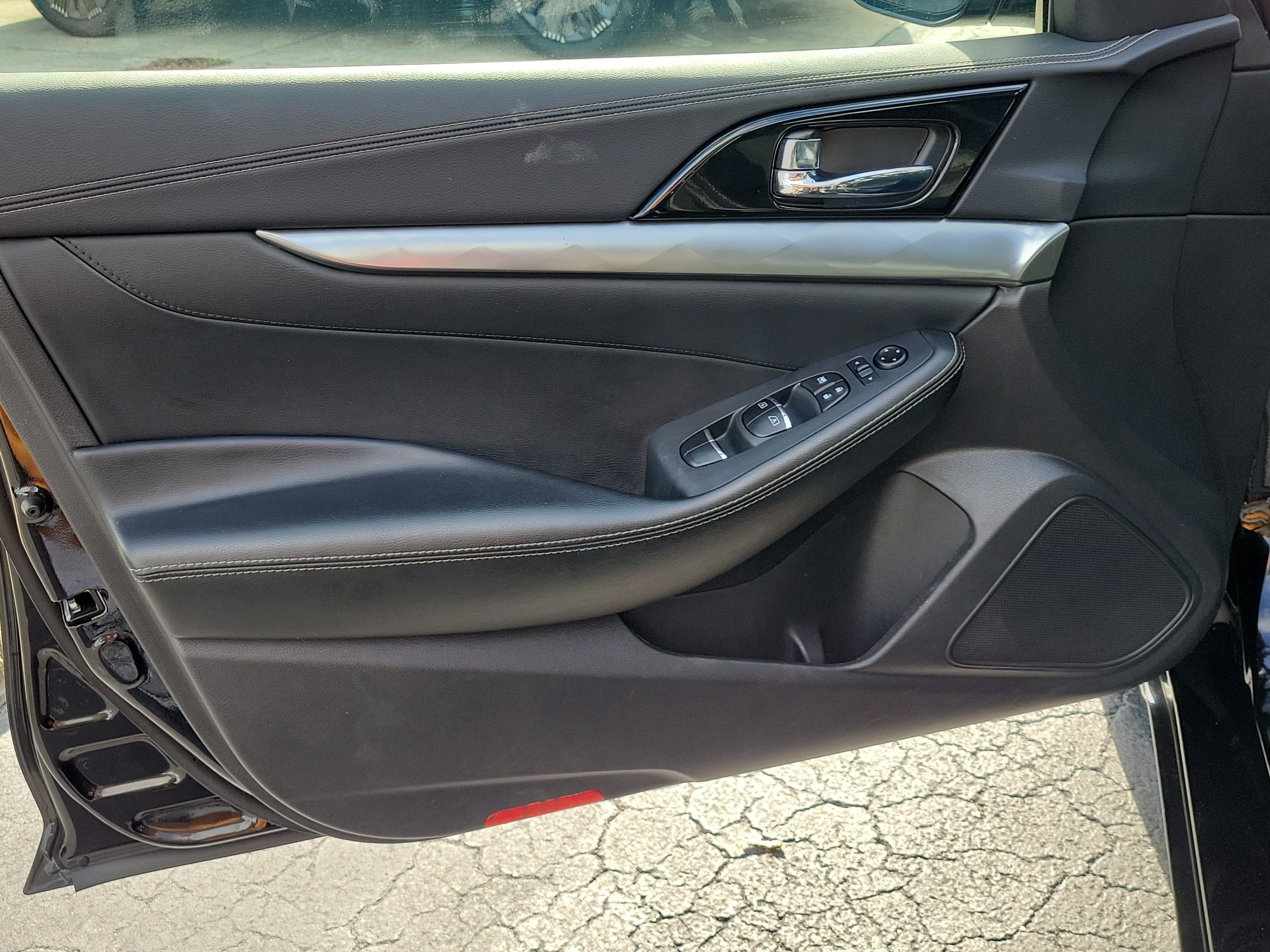 Certified 2023 Nissan Maxima SV w/ Floor Mat Group FWD image 17