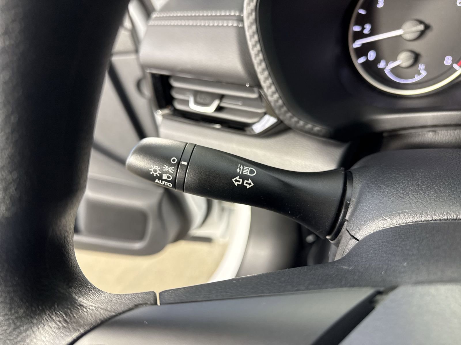 Certified 2025 Nissan Sentra SV image 17