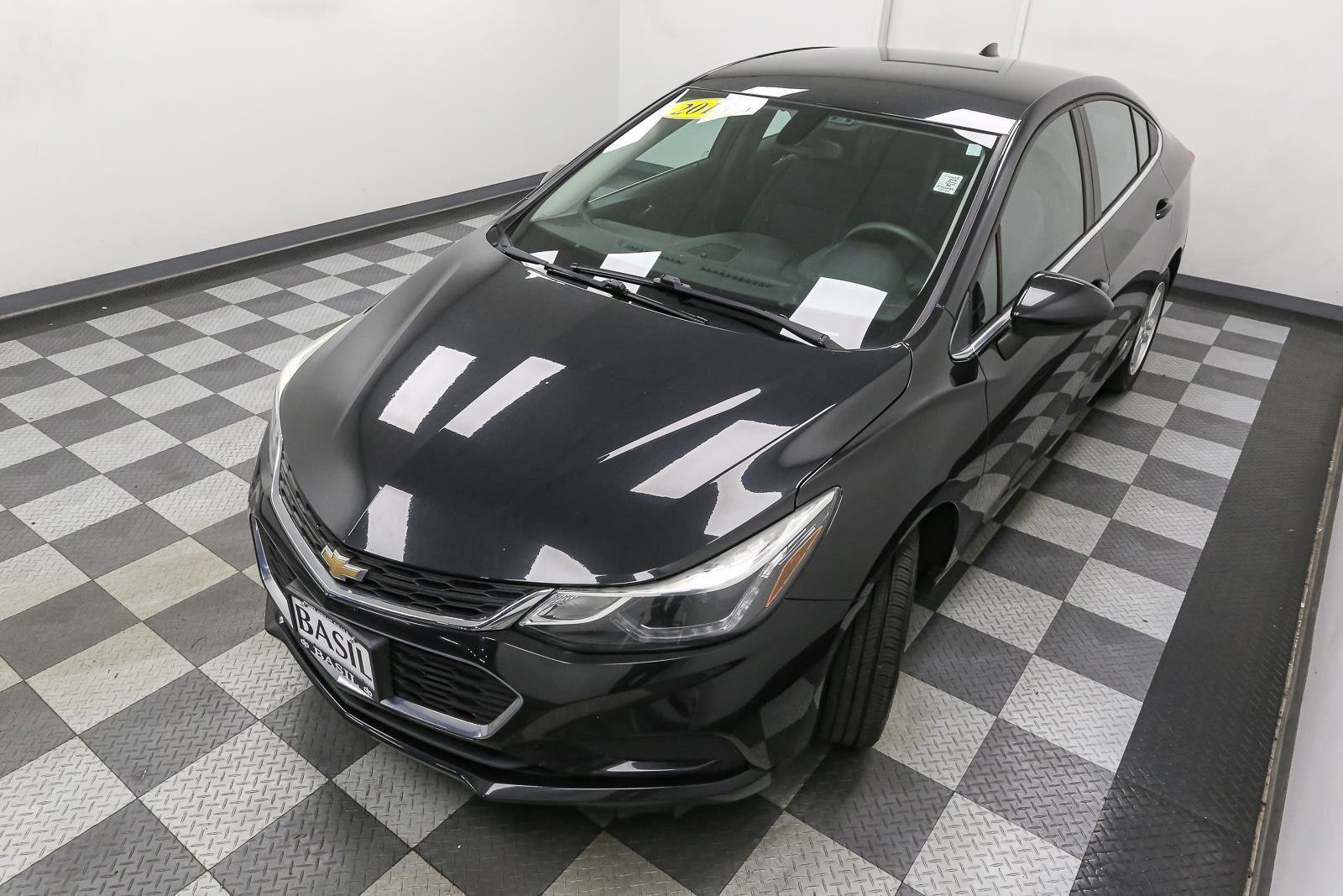 Used 2018 Chevrolet Cruze LT image 6