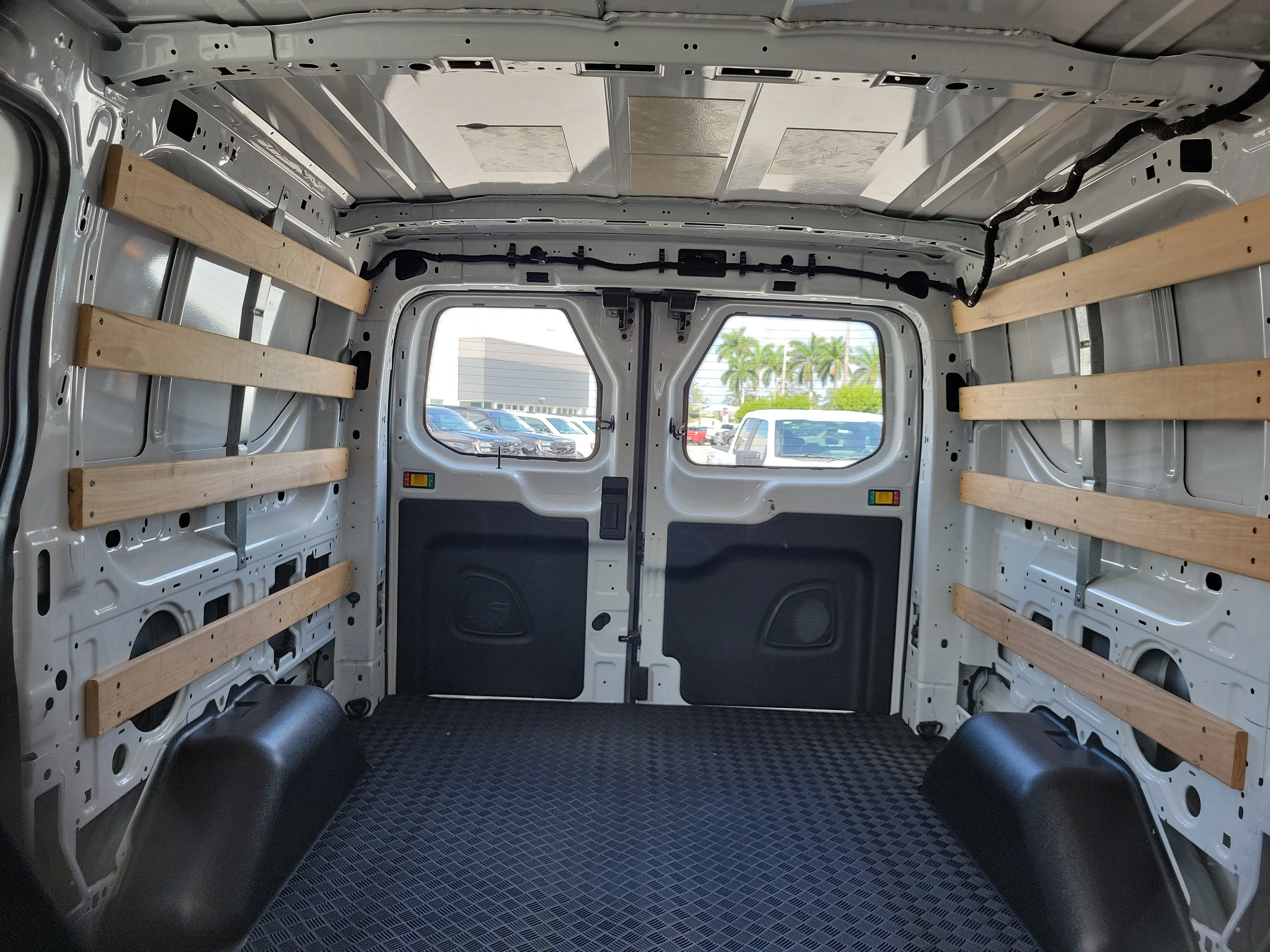Used 2024 Ford Transit 250 Low Roof w/ Exterior Upgrade Package RWD image 13