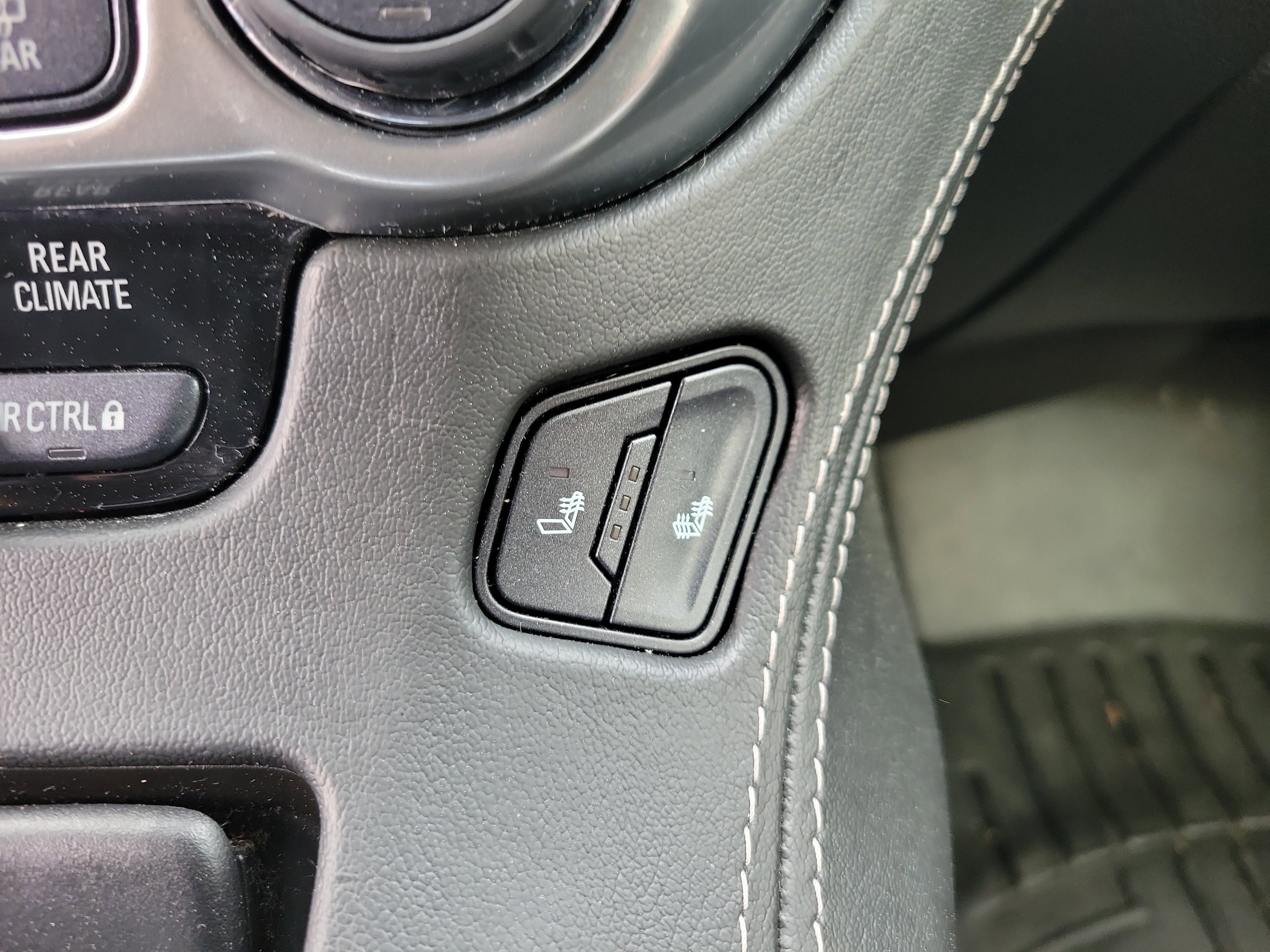 Used 2018 Chevrolet Tahoe LT AWD/4WD image 20