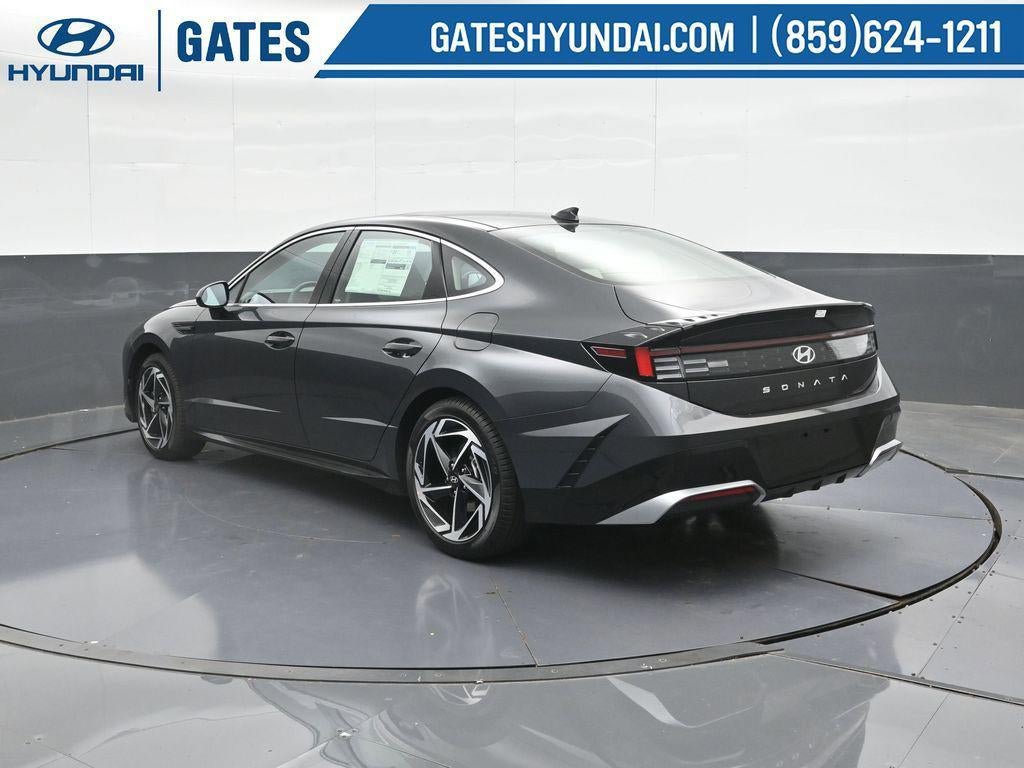 New 2025 Hyundai Sonata SEL FWD image 8